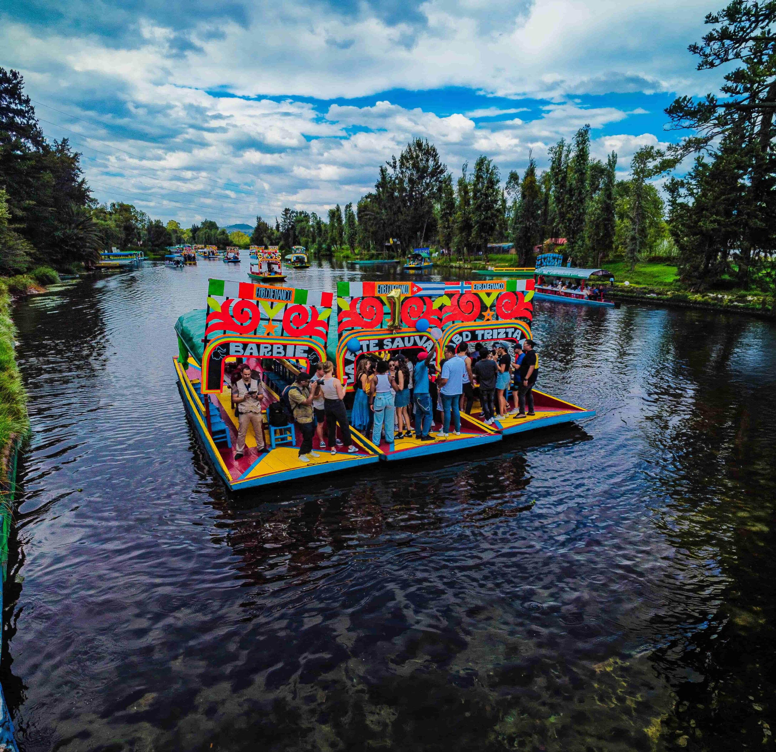 XOCHIMILCO BOAT PARTY